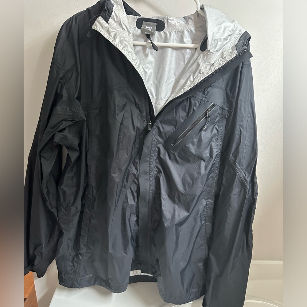 Men’s Nike Rainjacket